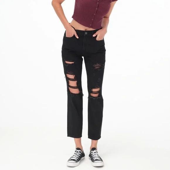 AERO NWT Women’s High-Rise Distressed Mom Jeans - black, size 8 - Picture 2 of 13